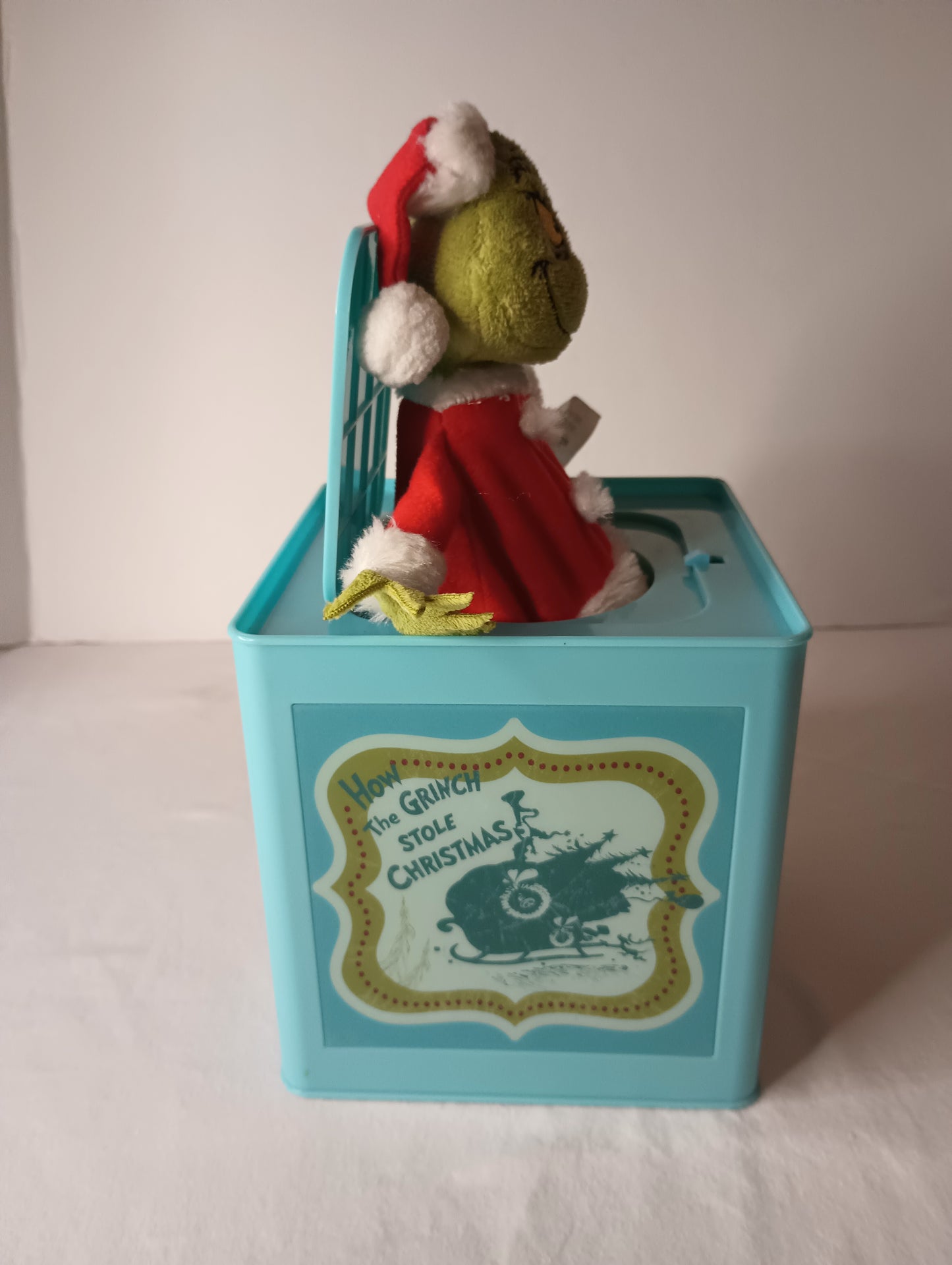 Disney 10.24-in Decoration The Grinch Jack In The Box Christmas Decor