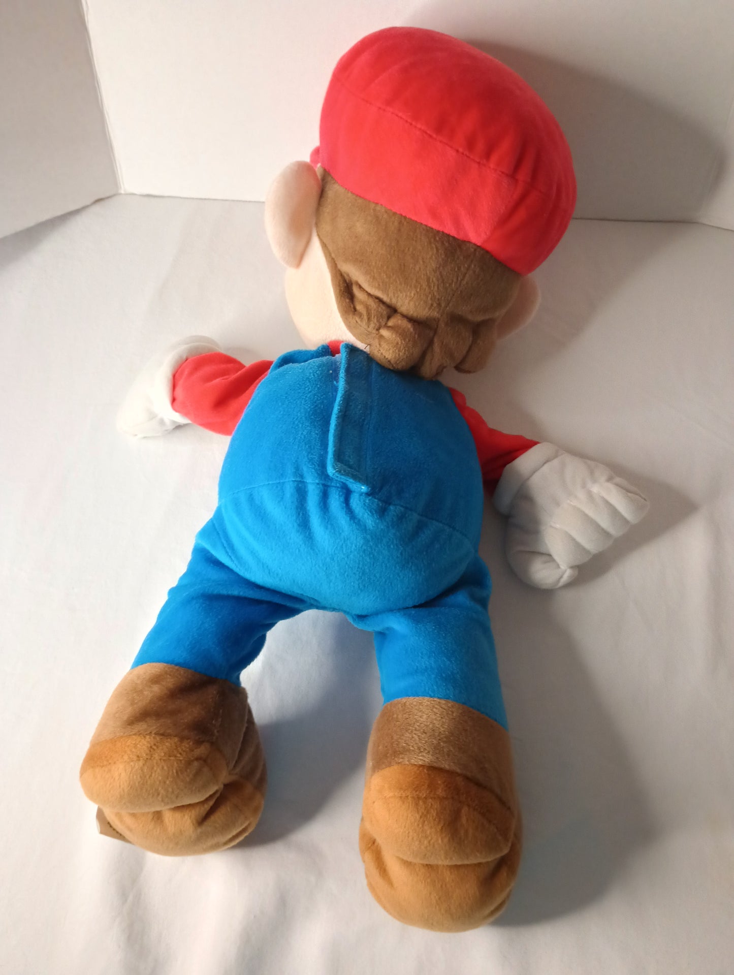 NINETENDO SUPER MARIO BROTHERS Mario 22" Plush