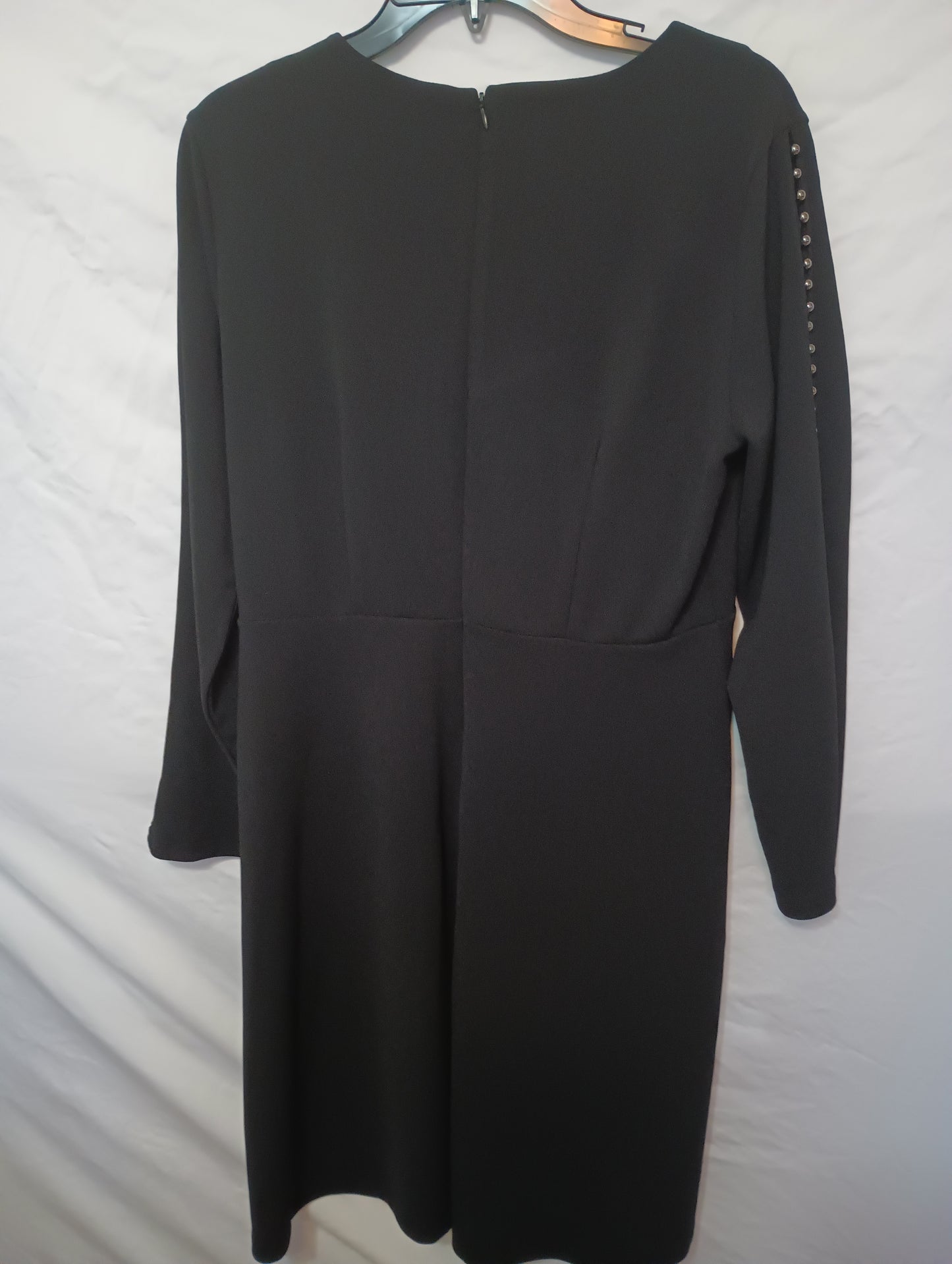 NEIMAN MARCUS Women's Dress Size 12 Black Beaded Long Sleeve Stretch Crepe