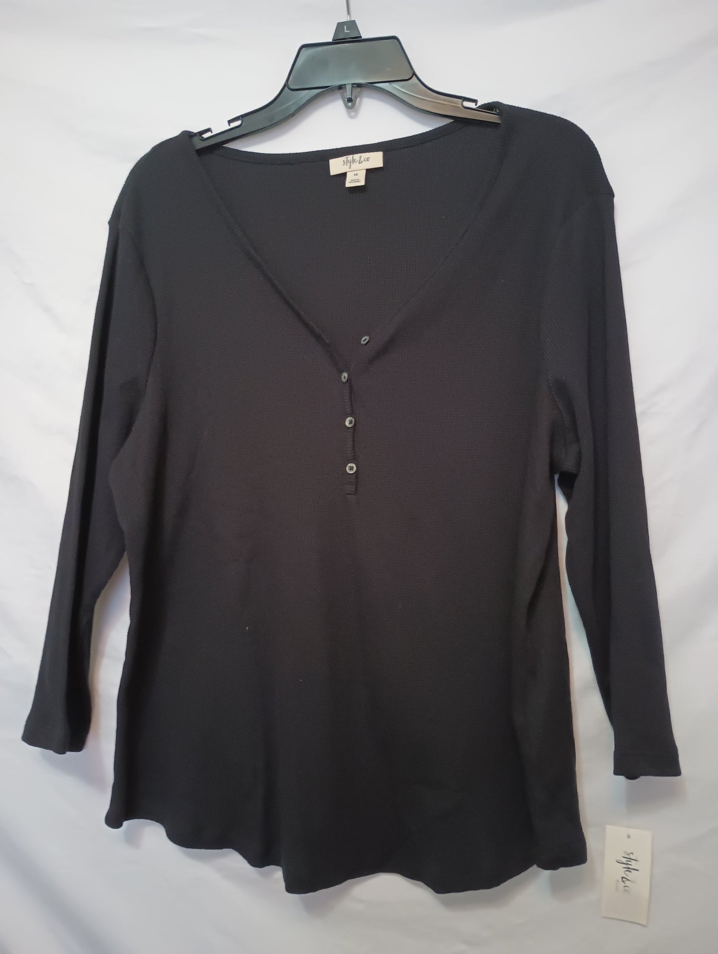 STYLE & CO Women's Size 1X Fashion Knit Long Sleeve V-neck Top Deep Black