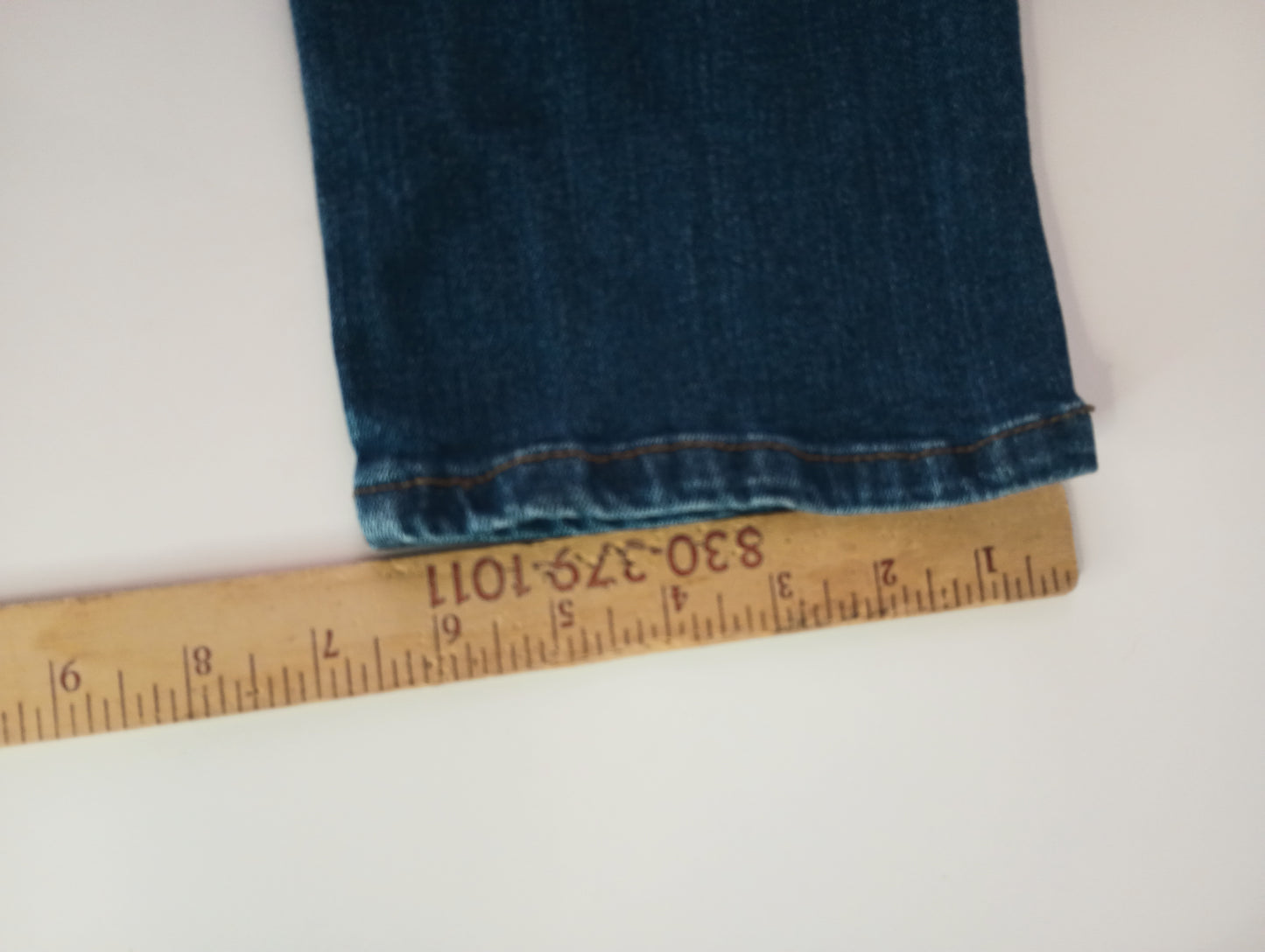 WONDER NATION Relaxed Jeans Girls Size 12 Indigo Wash