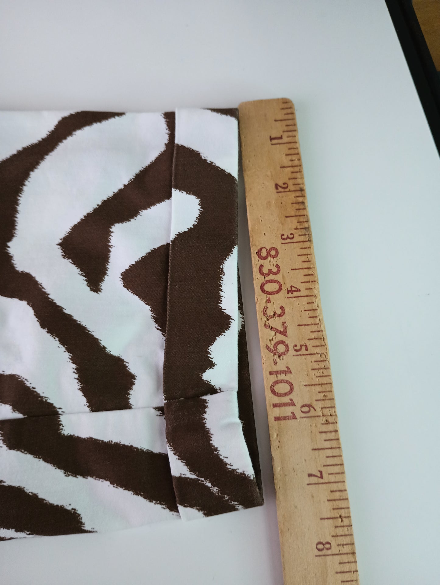 CHICOS Brown Zebra Print Crop Pants Size 2