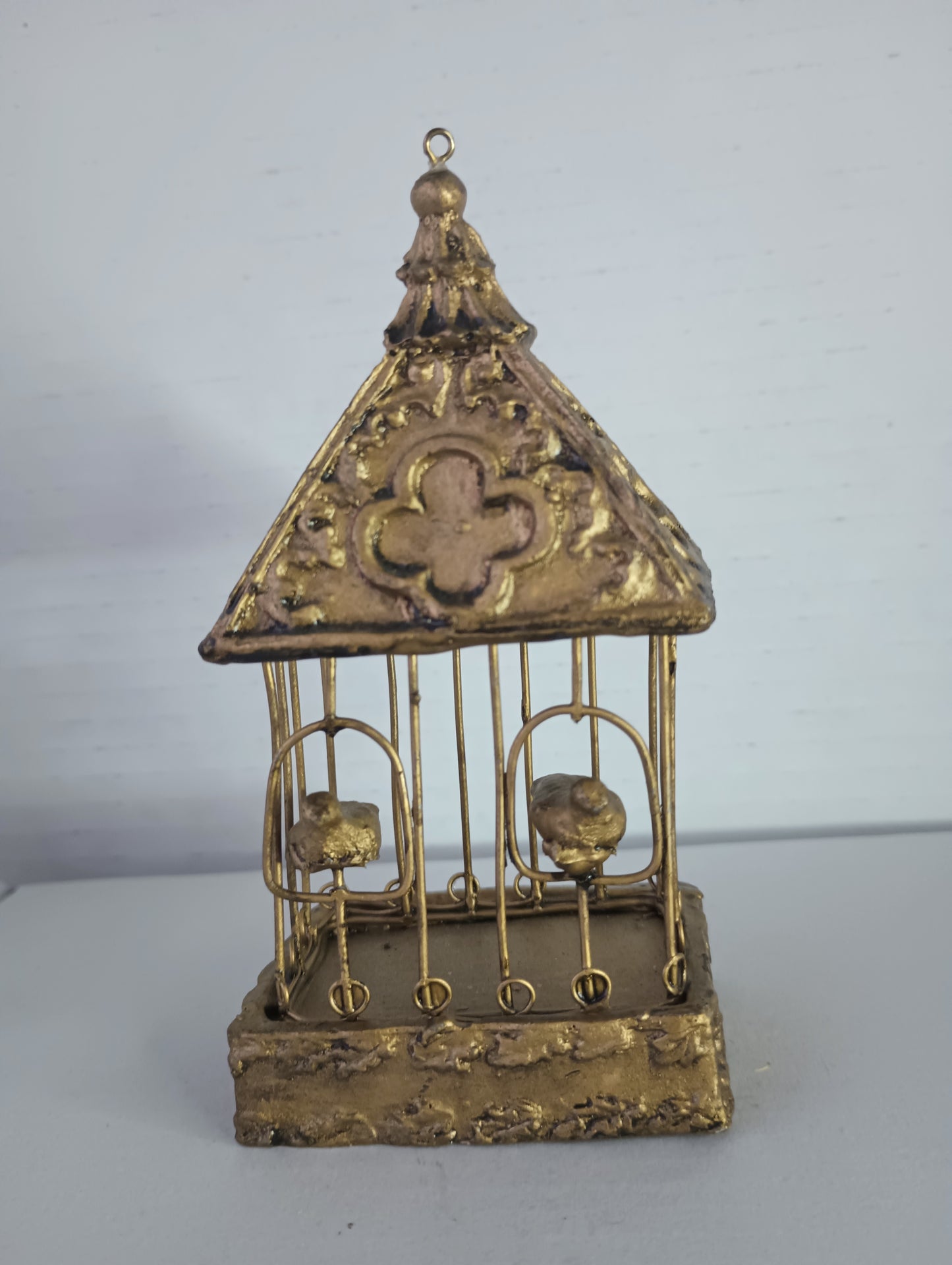 Metal & Resin Ornate Gilded Birdcage with two birds Christmas Ornament Gold 5"