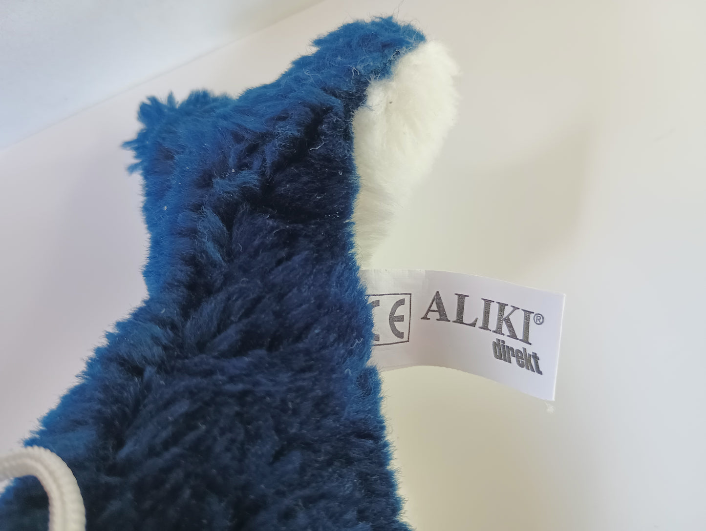 KRUGER & GREGORIADES Aliki Whale Plush 8"