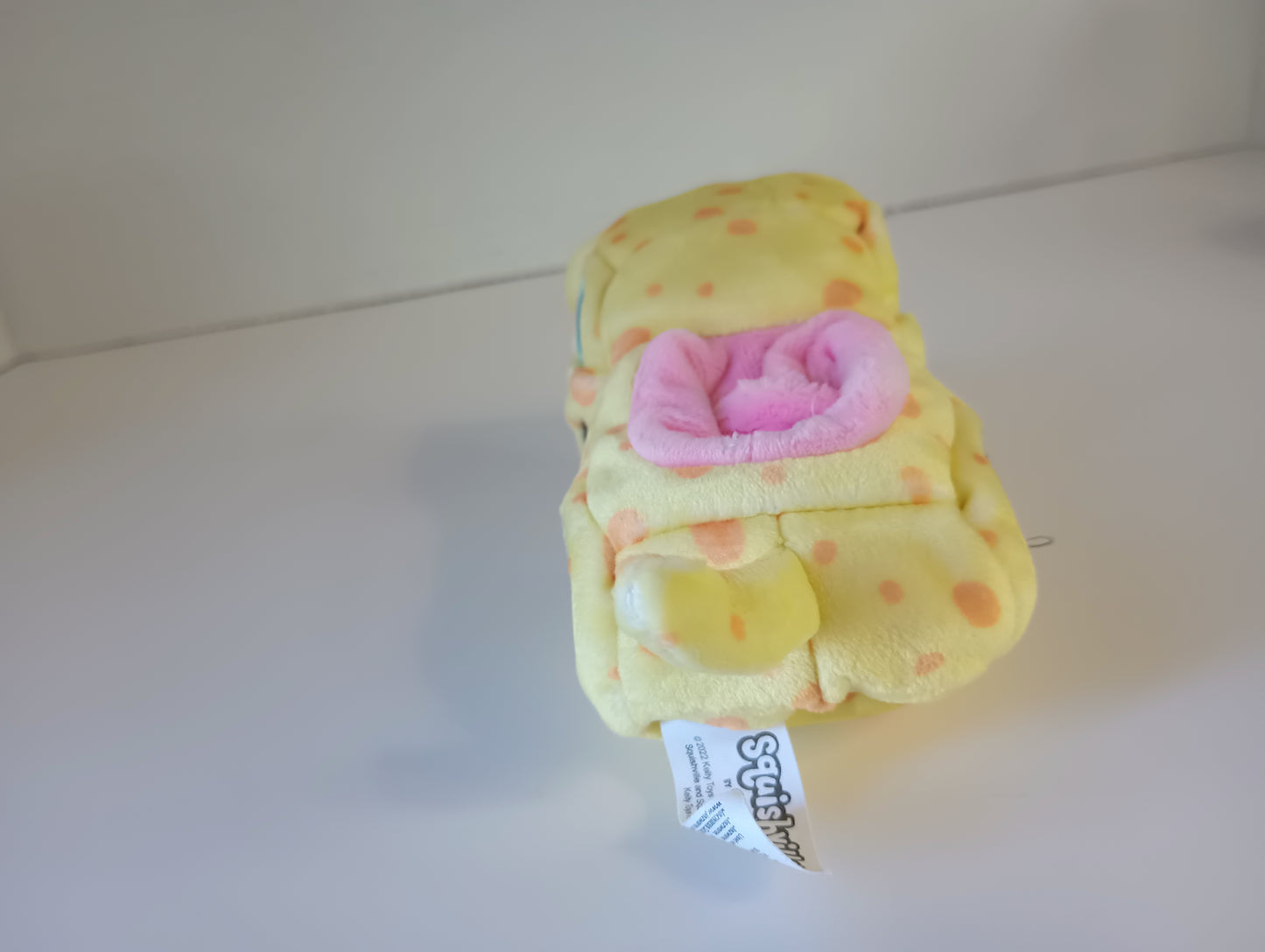 SQUISHMALLOWS Squishville Selling Lot of 2 Pink, Yellow  6"