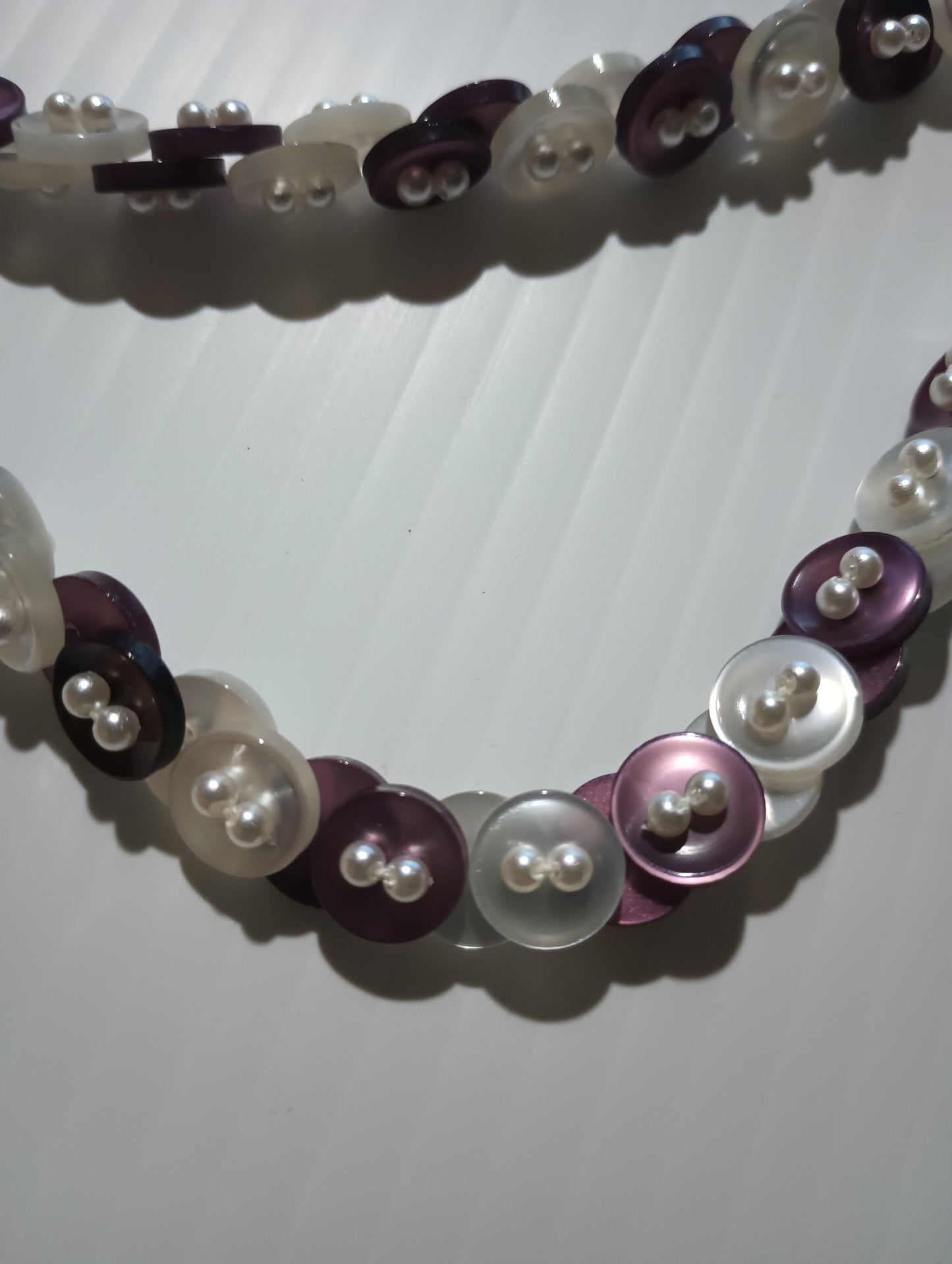 Vintage Purple & White Womens Necklace 30"