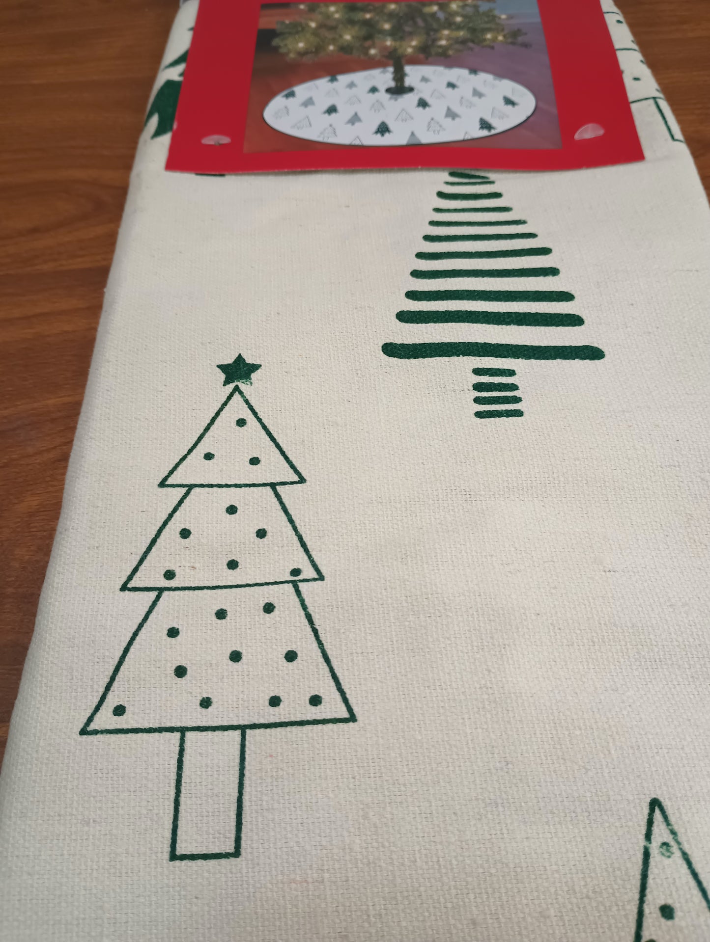 New Christmas Tree Skirt 38"