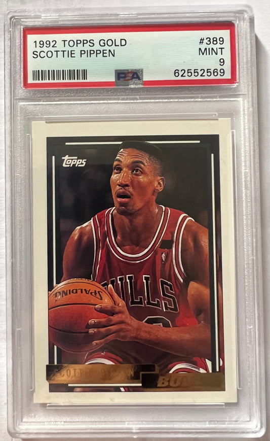 Scottie Pippen Chicago Bulls #389 - 1992 Topps Gold PSA 9