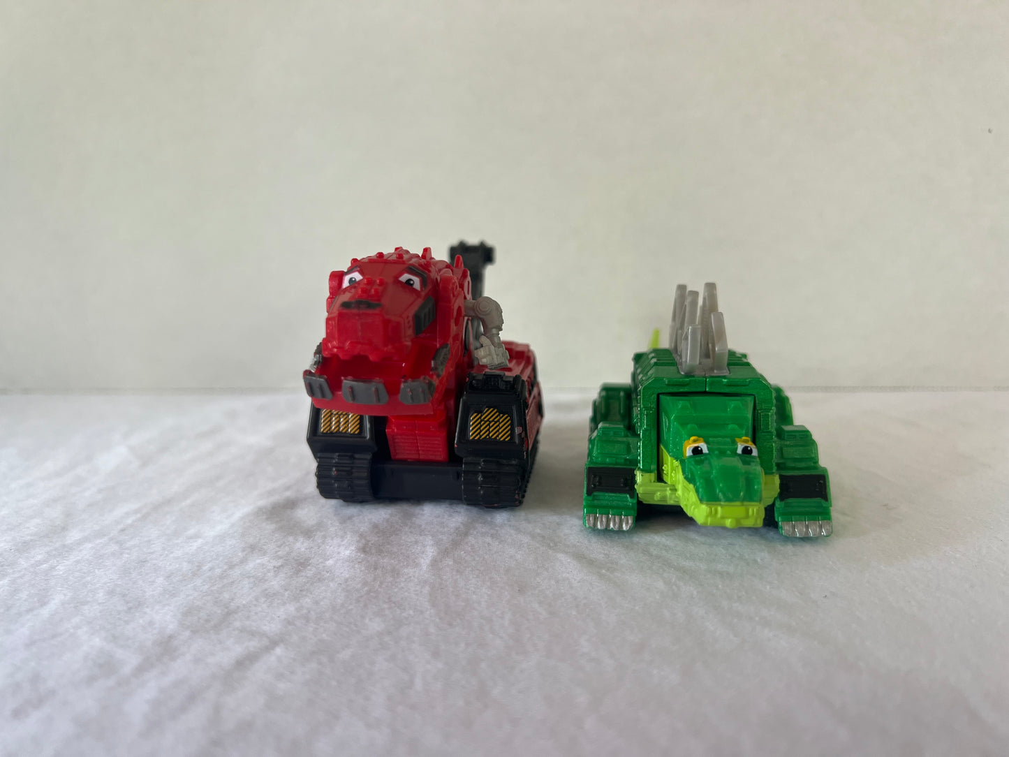 DreamWorks Dinotrux Diecast Vehicle - 2015 Mattel