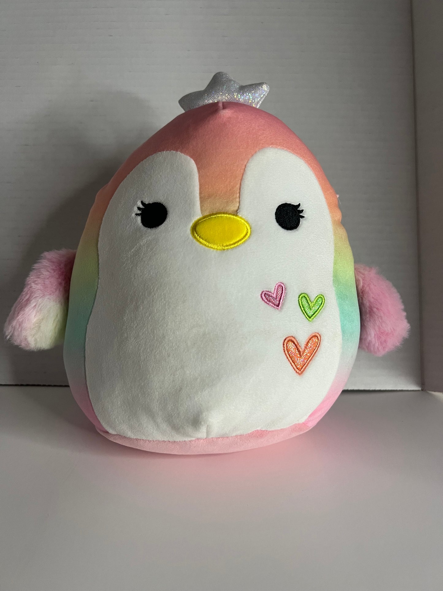 Squishmallows 8" Hearts Louisa The Penguin Valentines - 2023 Kelly Toy