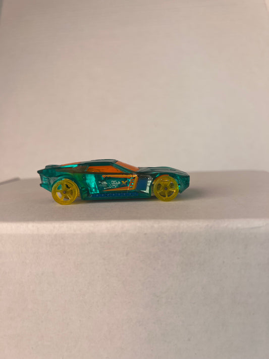 Hot Wheels Bullet Proof -  X-Raycers (2016) 15/250 5/10 Aqua