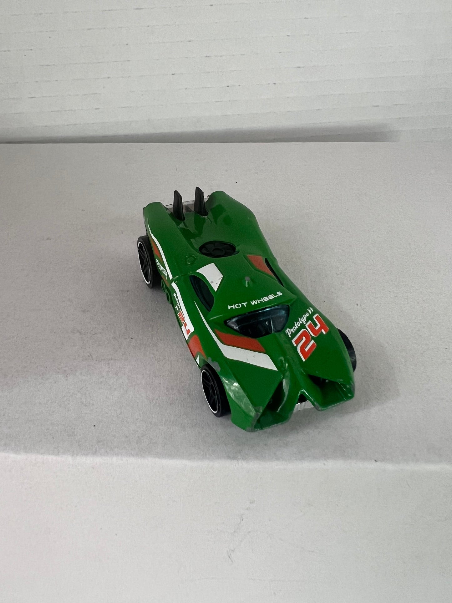 Hot Wheels Protoype H-24 - Advent Calendar (2016) Green