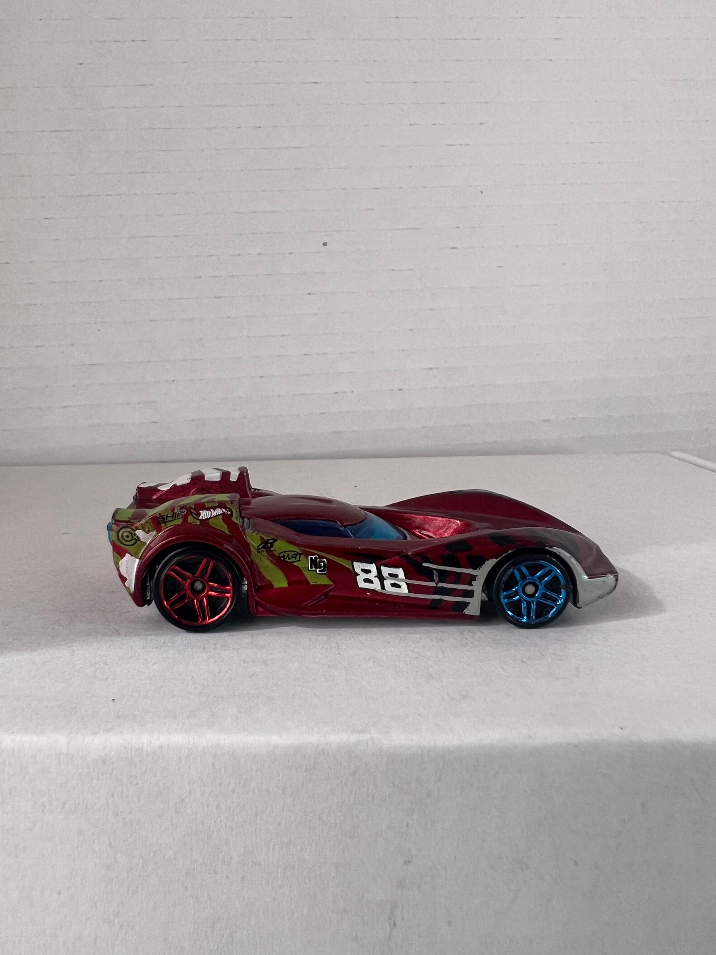 Hot Wheels Scoopa Di Fuego - HW Stunt (2013) 082/250 Red