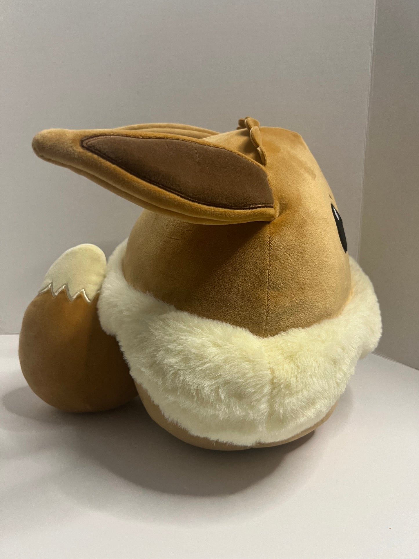 Squishmallows Pokémon Eevee 10-Inch - 2025 Kelly Toy