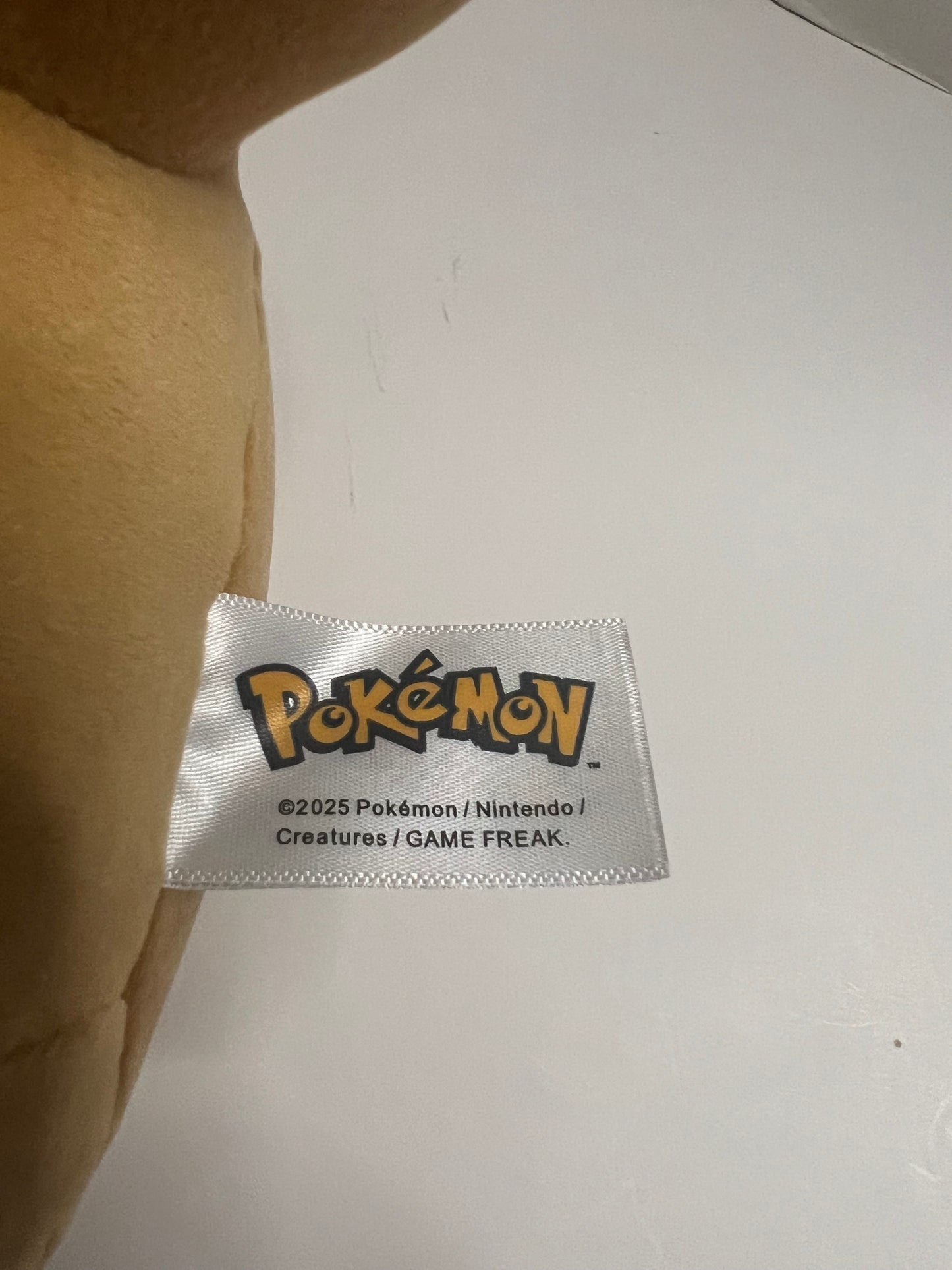 Squishmallows Pokémon Eevee 10-Inch - 2025 Kelly Toy